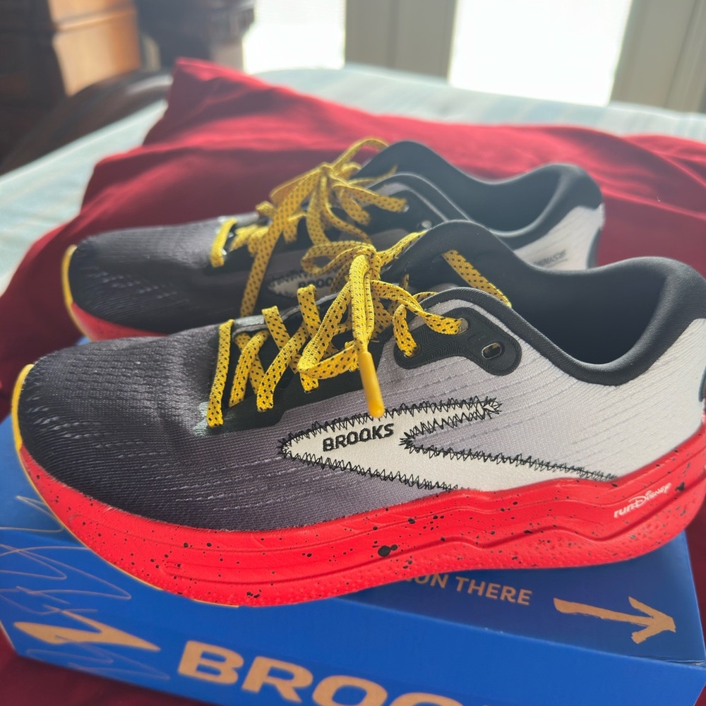 Brooks Running Shoes in Black, White & Red with Yellow Laces